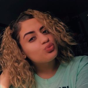 Meet your Posher, Rose